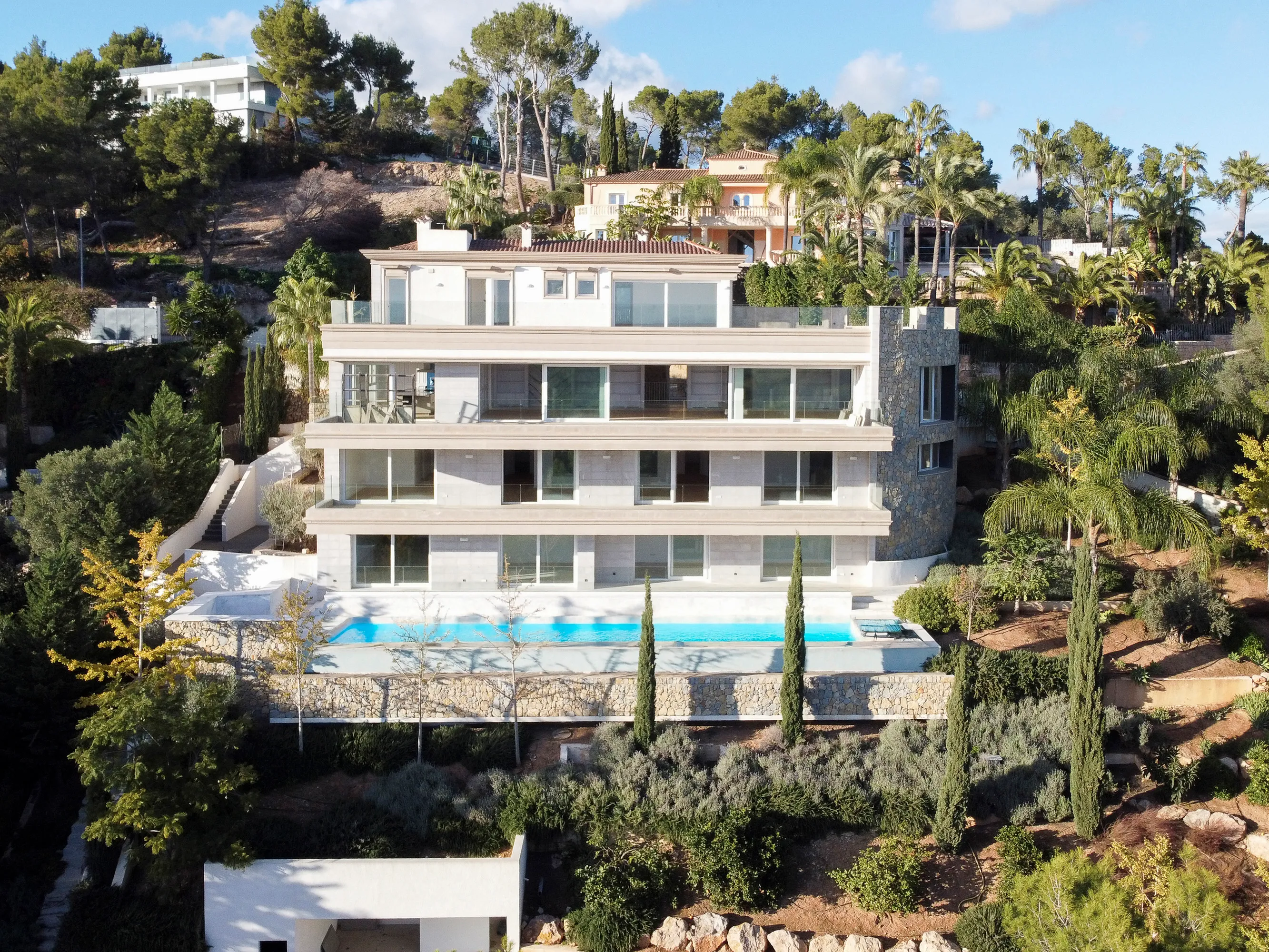 Classic Villa with Magnificent Sea Views in Son Vida-3