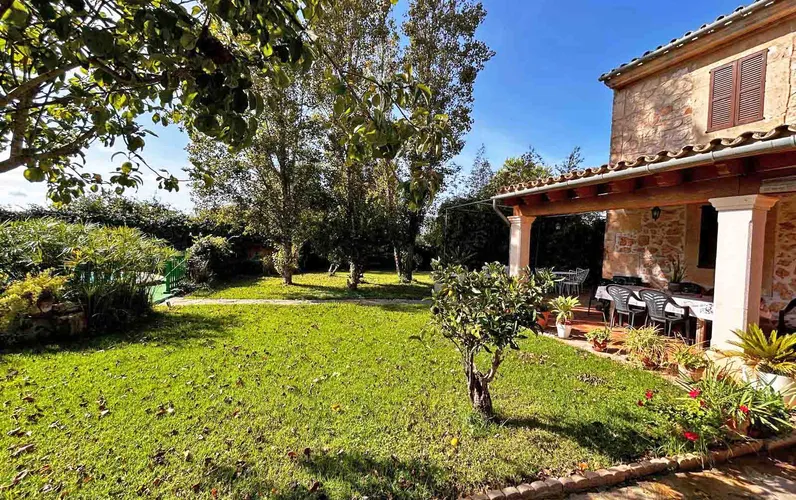 Charming finca-style townhouse with ETV in Algaida
