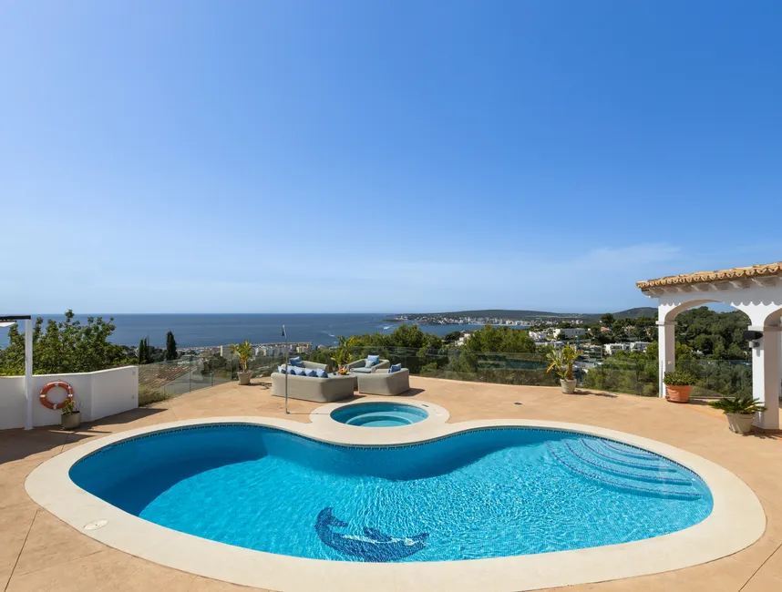 Holiday dream home with wide sea views in Costa d'en Blanes-27