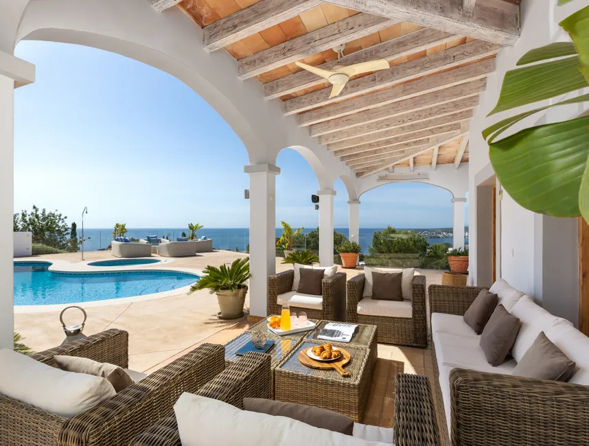 Holiday dream home with wide sea views in Costa d'en Blanes-3