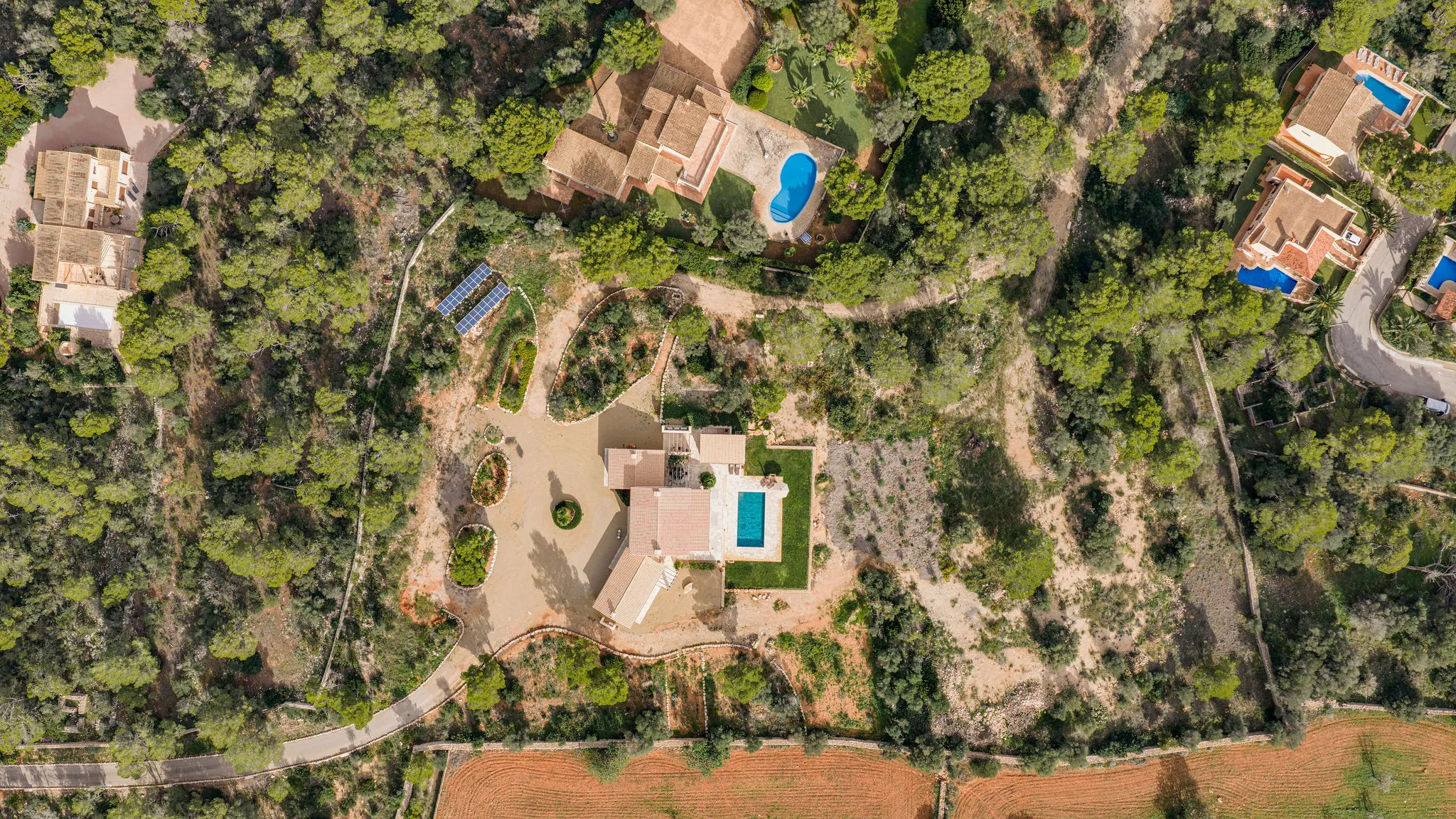 Authentic new-build finca near the sea and in an exceptional location in Porto Petro-14