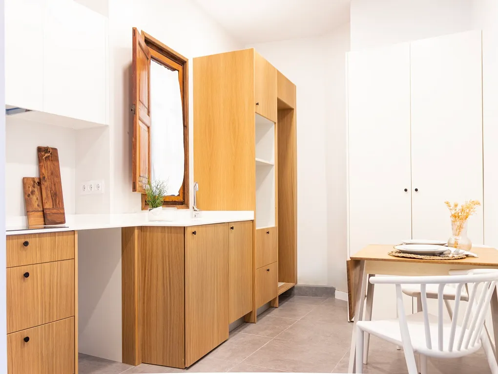 Cozy apartment with balconies and community terrace close to Plaza Coll-4