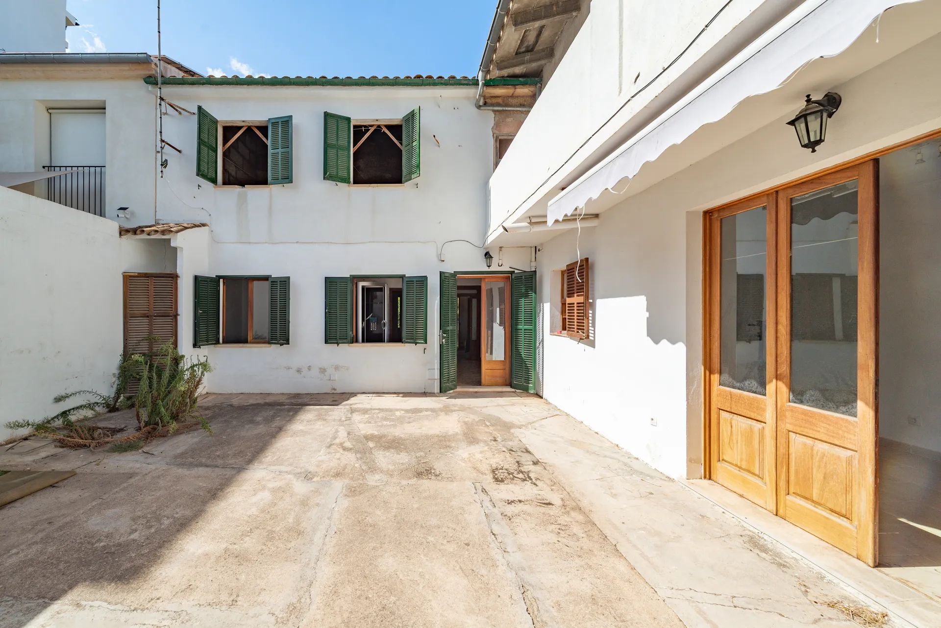 Casa de pueblo con proyecto de renovación y vistas incomparables en Pollensa-7