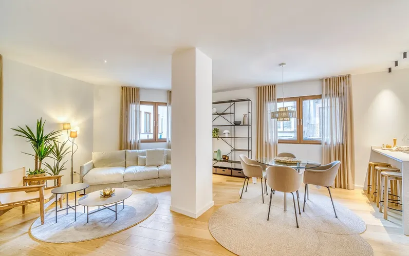 Piso de nueva construcción con terraza