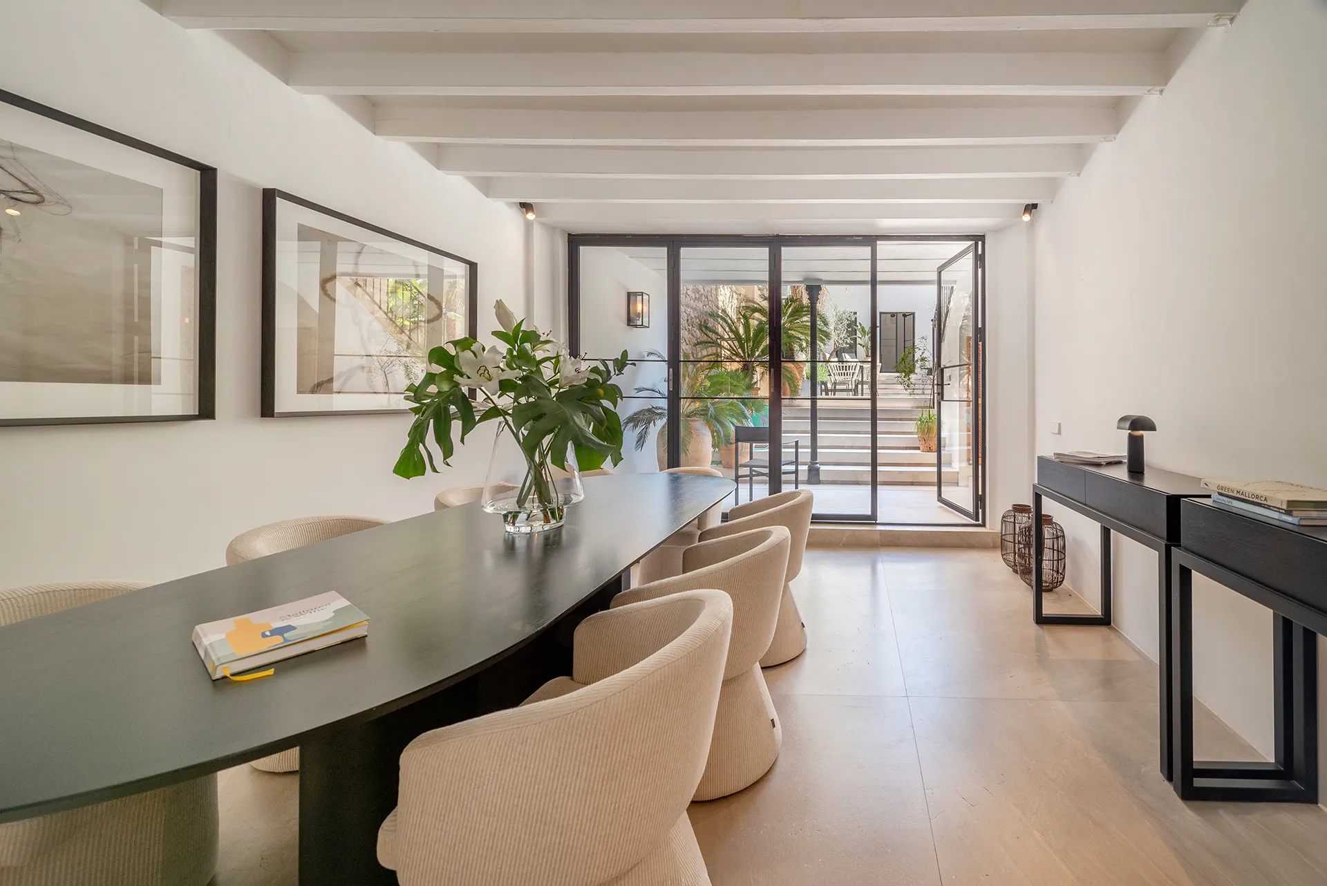 Elegant i sofisticada casa adossada en el cor de l'històric Sóller-10