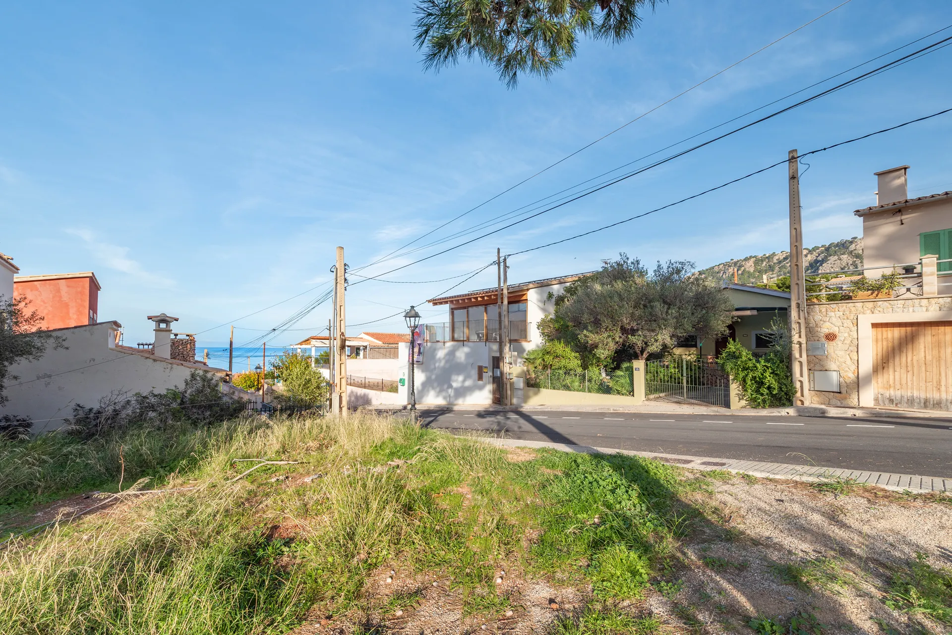 Seaview Building Plot with License-7