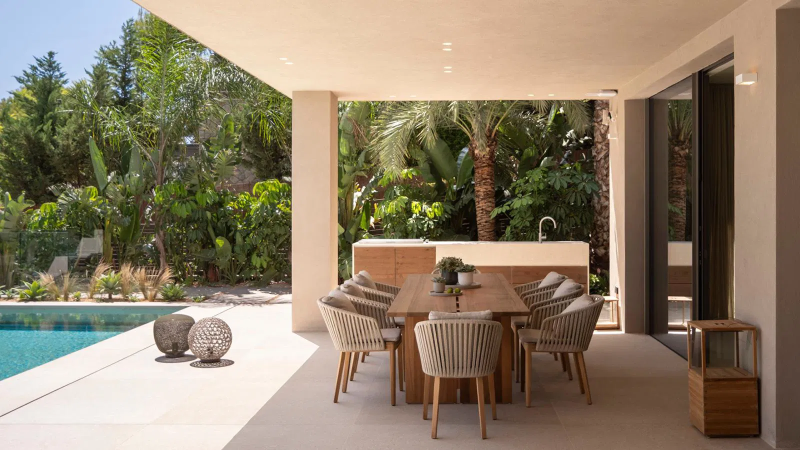 Modern new-build villa with exceptional design near the harbor of Santa Ponsa-22