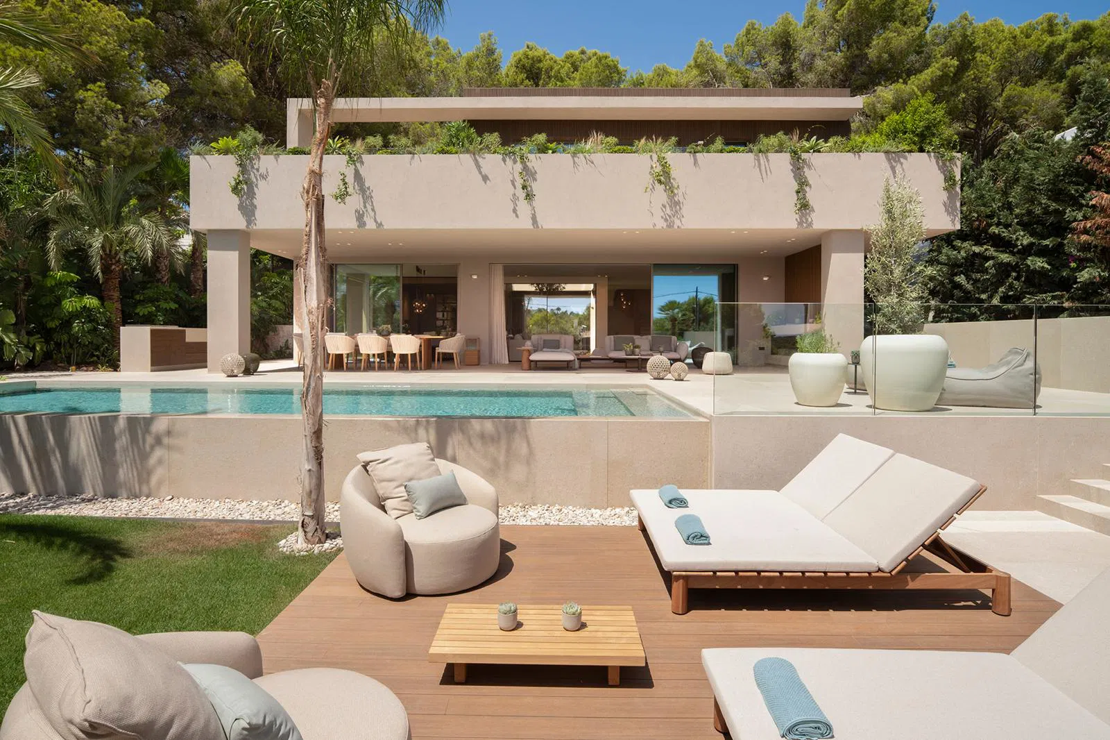 Modern new-build villa with exceptional design near the harbor of Santa Ponsa-23