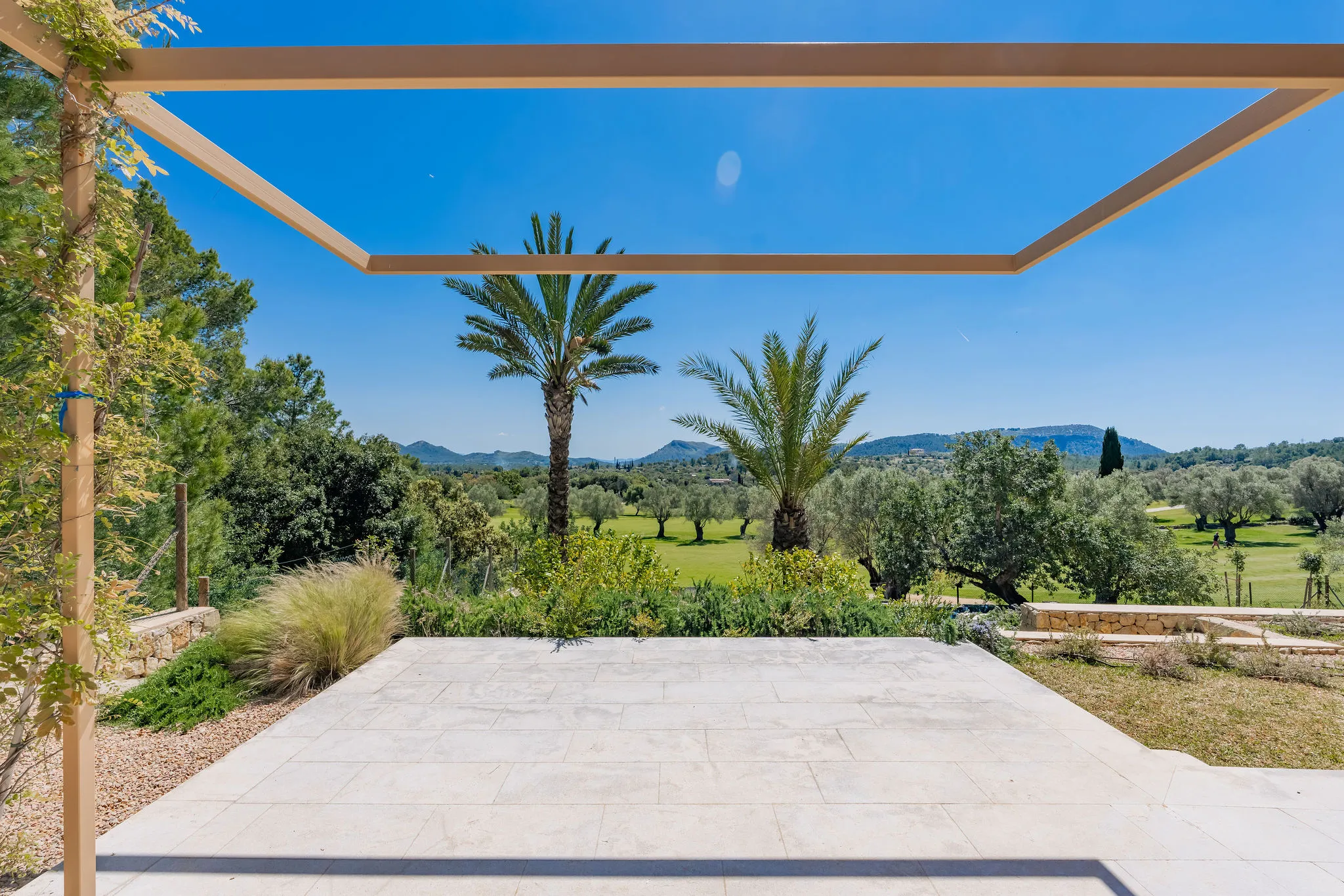 Fantastisk nybygget villa med prestigefyldt golfudsigt i Pollensa, til salg på Mallorca-18