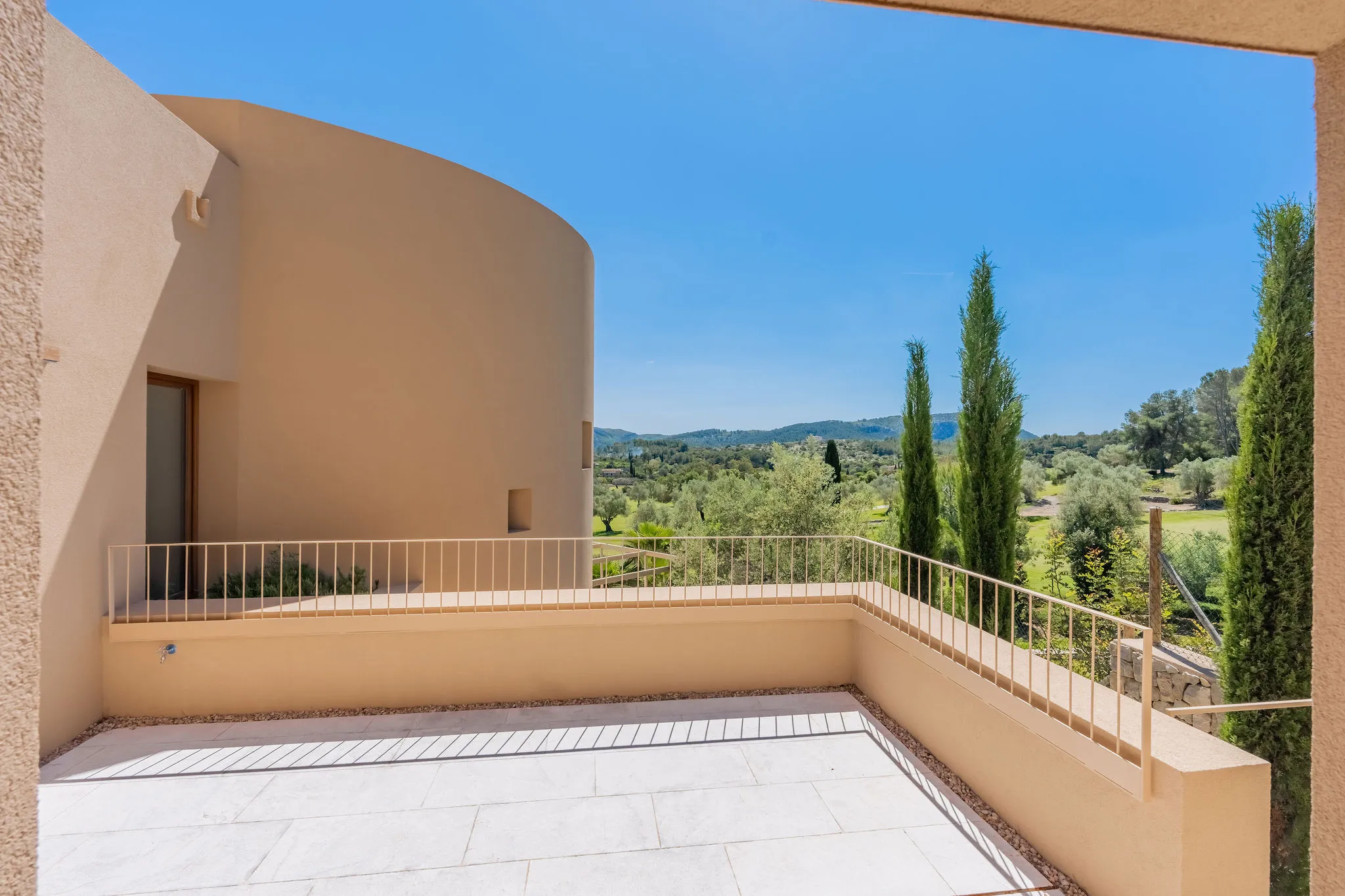 Fantastisk nybygget villa med prestigefyldt golfudsigt i Pollensa, til salg på Mallorca-28