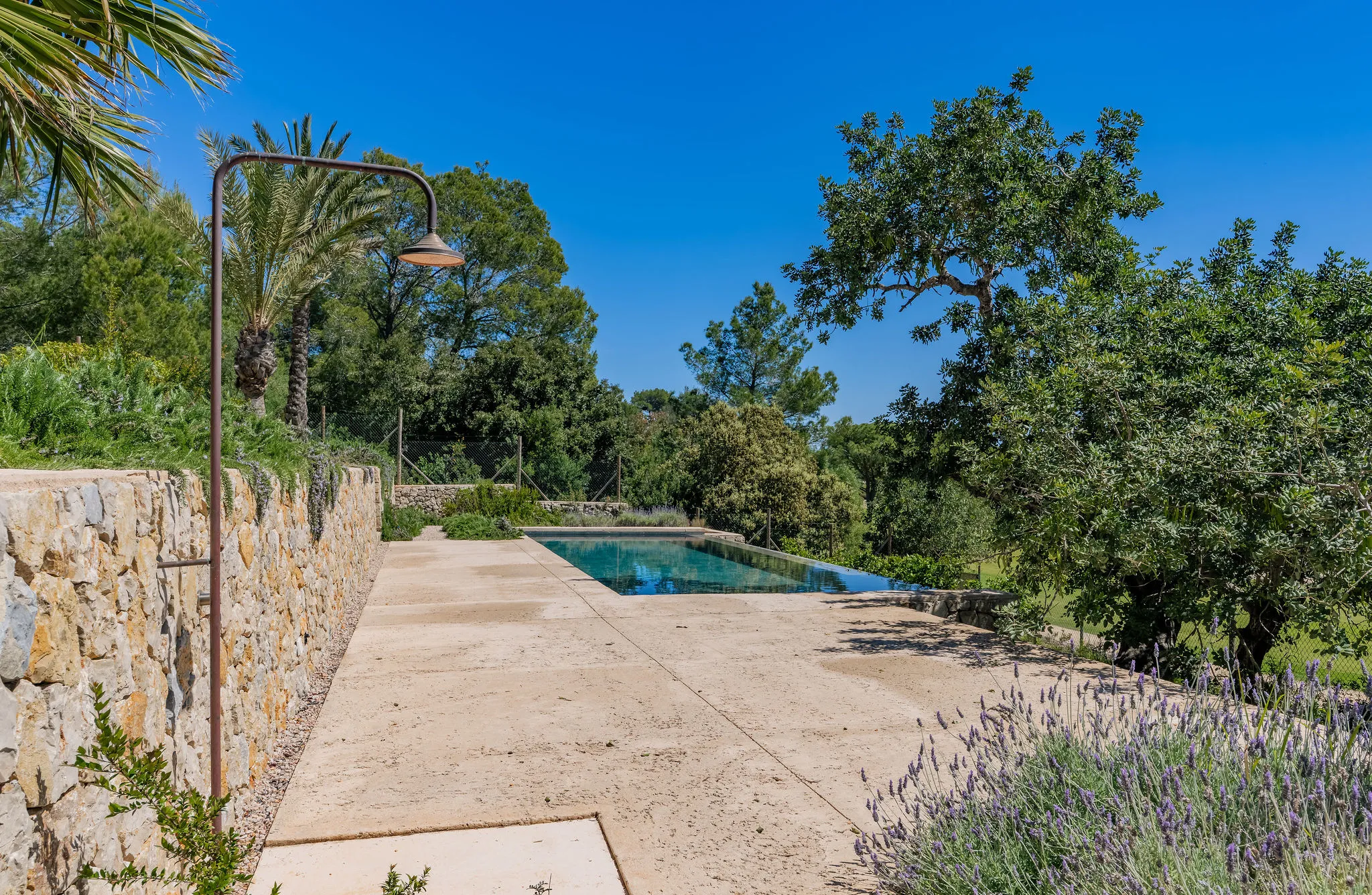 Fantastisk nybygget villa med prestigefyldt golfudsigt i Pollensa, til salg på Mallorca-14