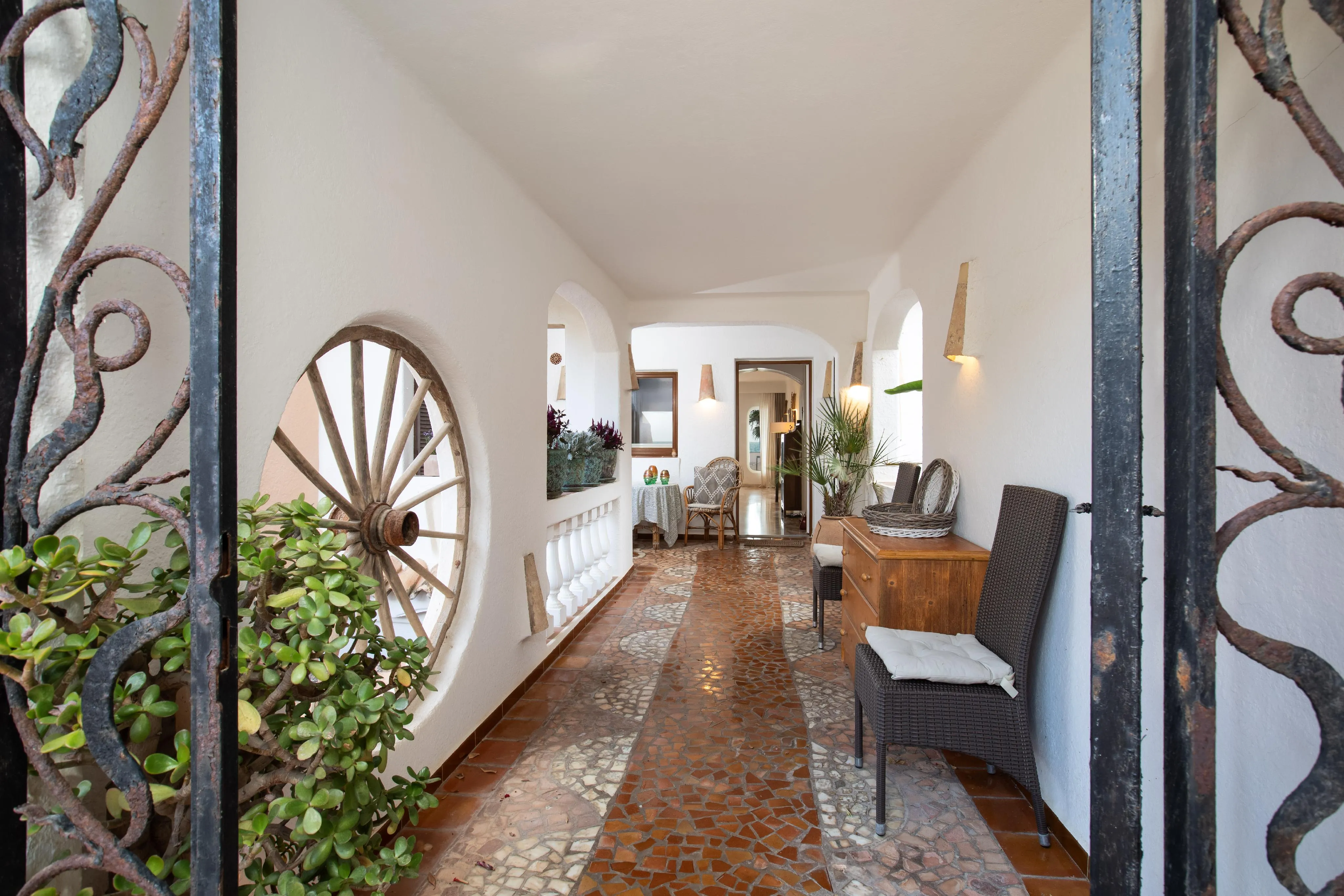 Stunning apartment in the first line of sea-13