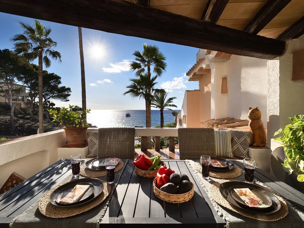 Stunning apartment in the first line of sea-4