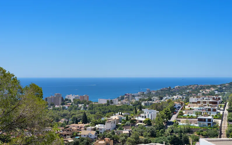 Mediterranean Luxury with Sea View: Exclusive Design Apartment in Genova