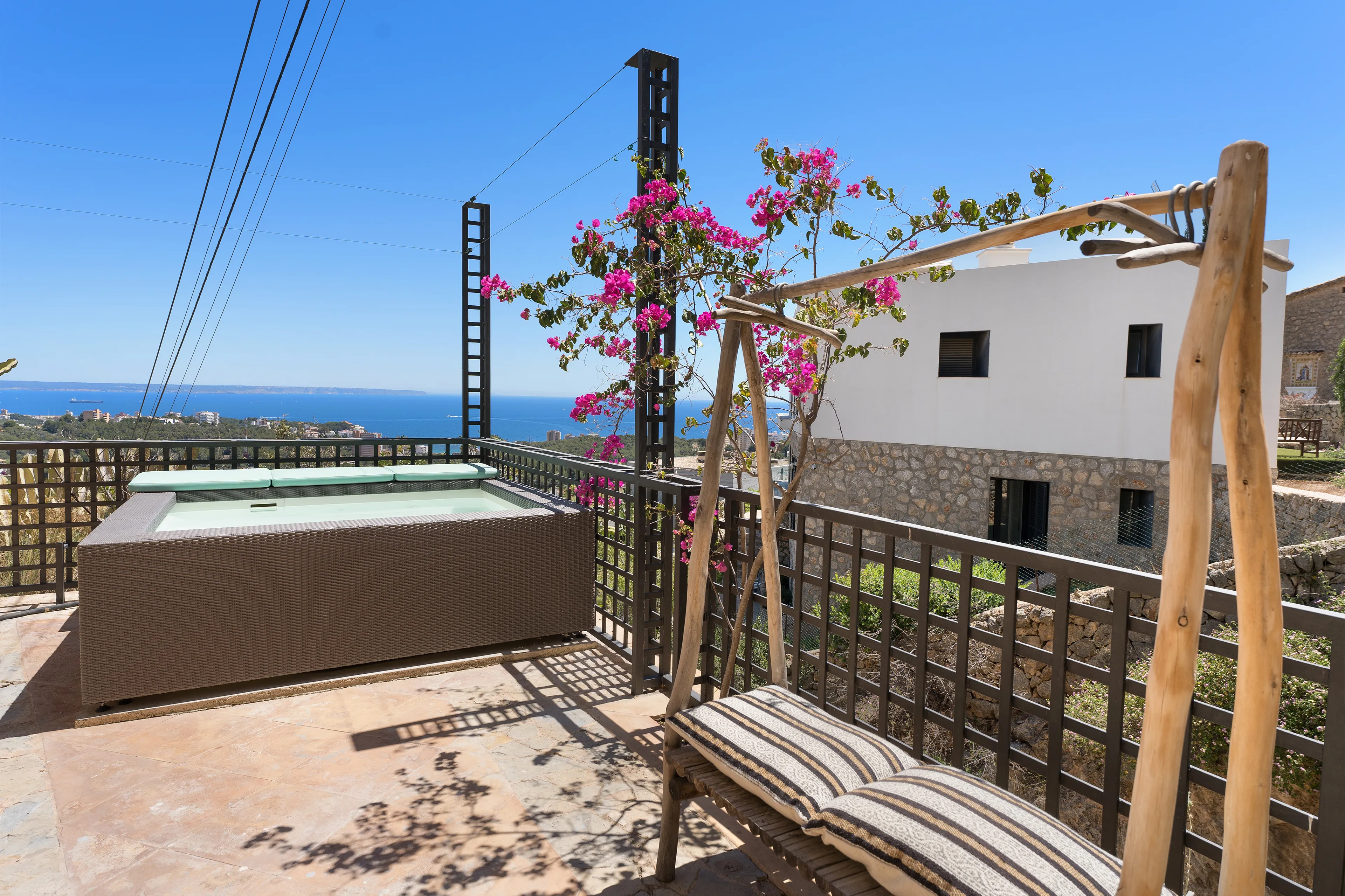 Llueix mediterrani amb vista al mar: exclusiu apartament de disseny a Gènova-18