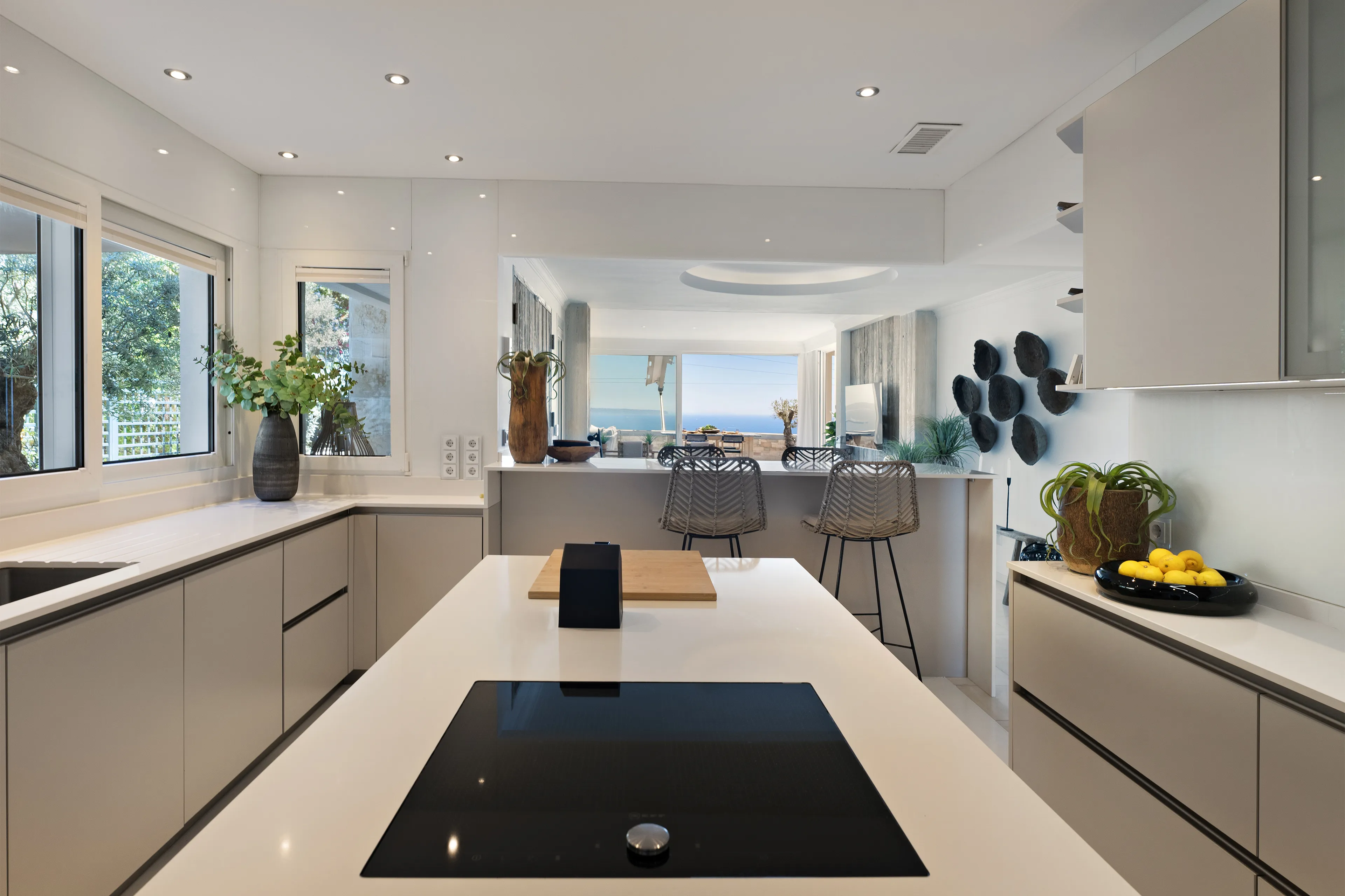 Mediterraner Luxus mit Meerblick: Exklusives Design-Apartment in Genova-8