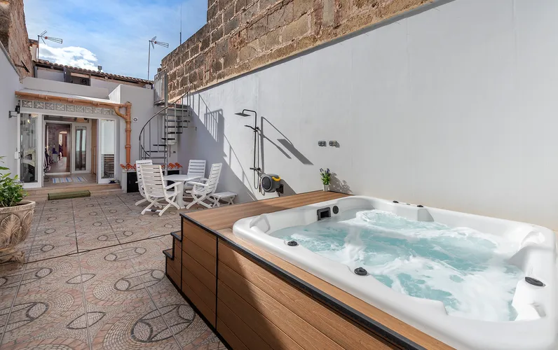 Maison de village avec beaucoup de potentiel à Muro