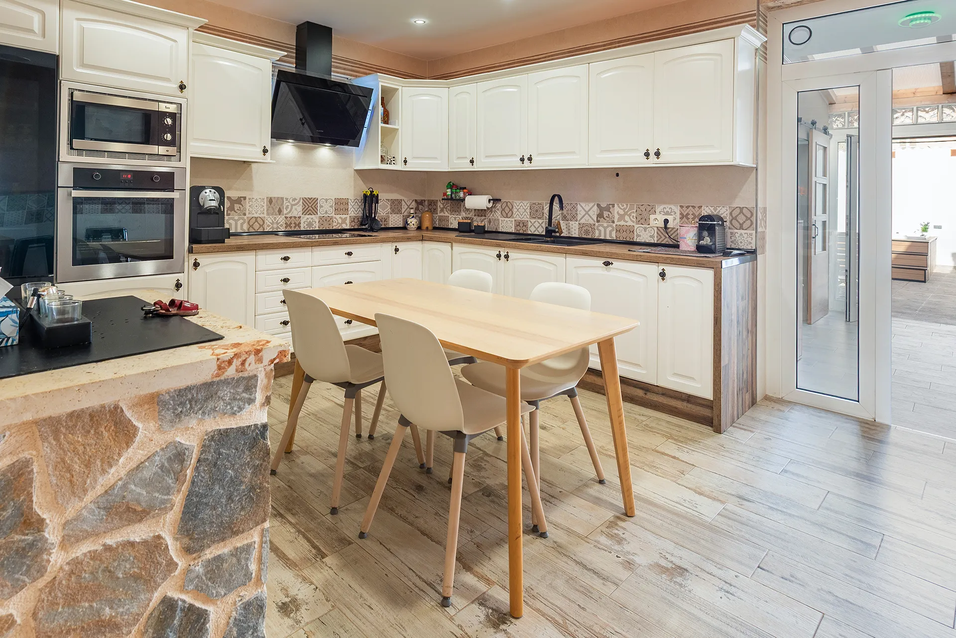 Wiejski dom z dużym potencjałem w Muro-6