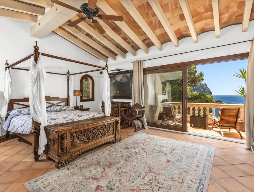 Villa Sirviola - Dit feriehus i Cala Llamp-11