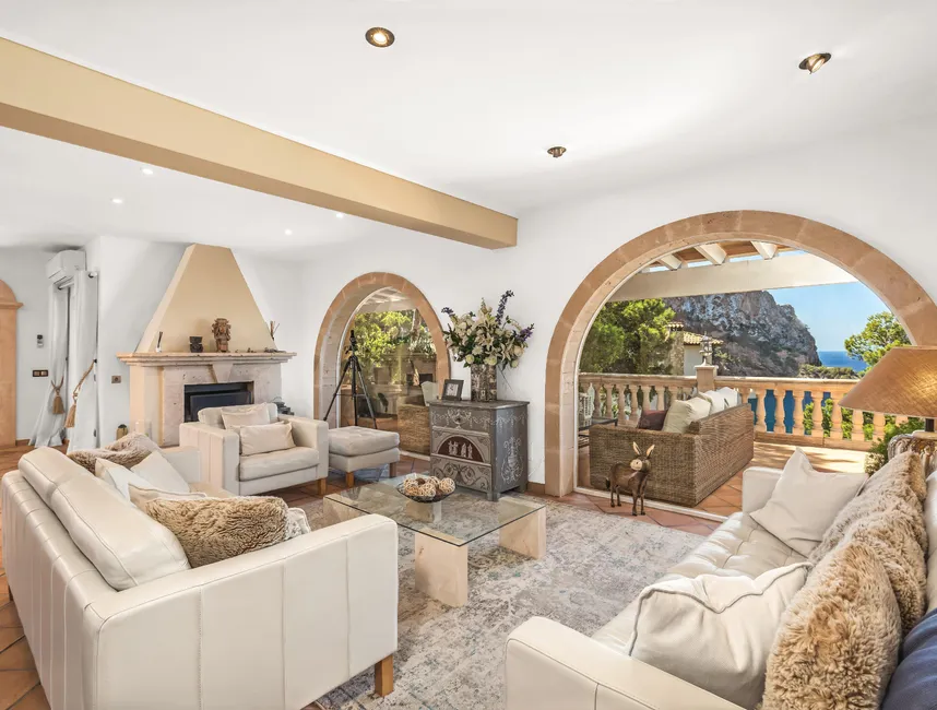 Villa Sirviola - Dit feriehus i Cala Llamp-2