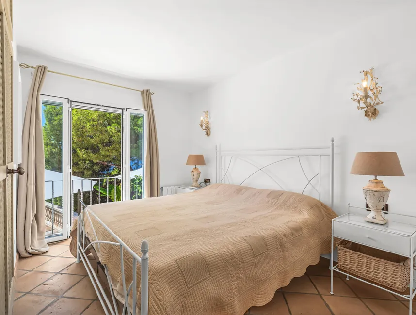 Villa Sirviola – Your Holiday Retreat in Cala Llamp-16