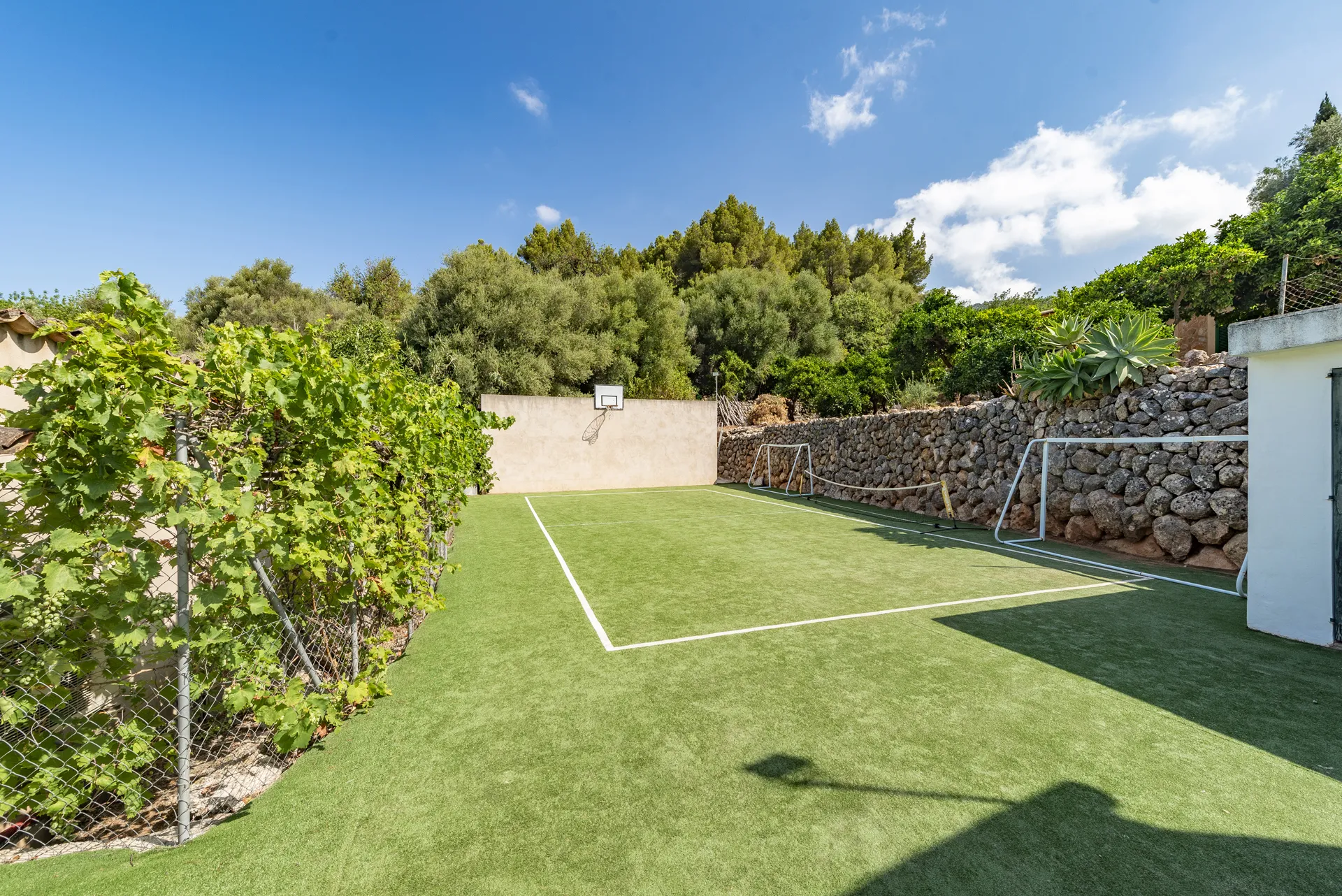 Finca apartada con vistas impresionantes en el Valle de Sóller-26