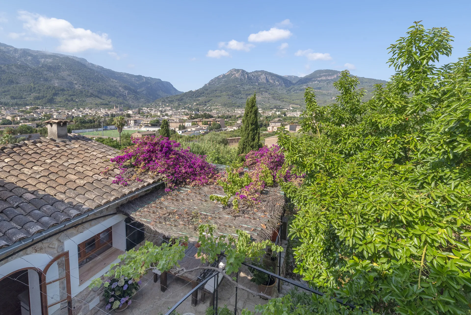 Finca appartata con vista mozzafiato nella valle di Sóller-14