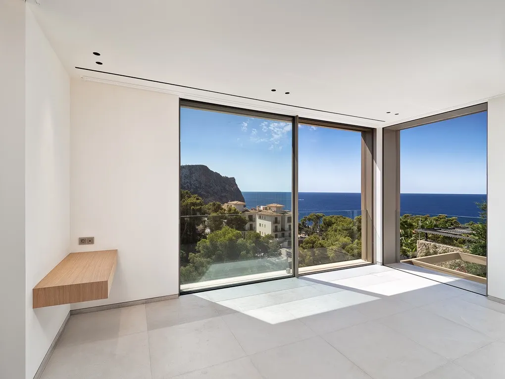 Energy-efficient new-build villa with sea views-19