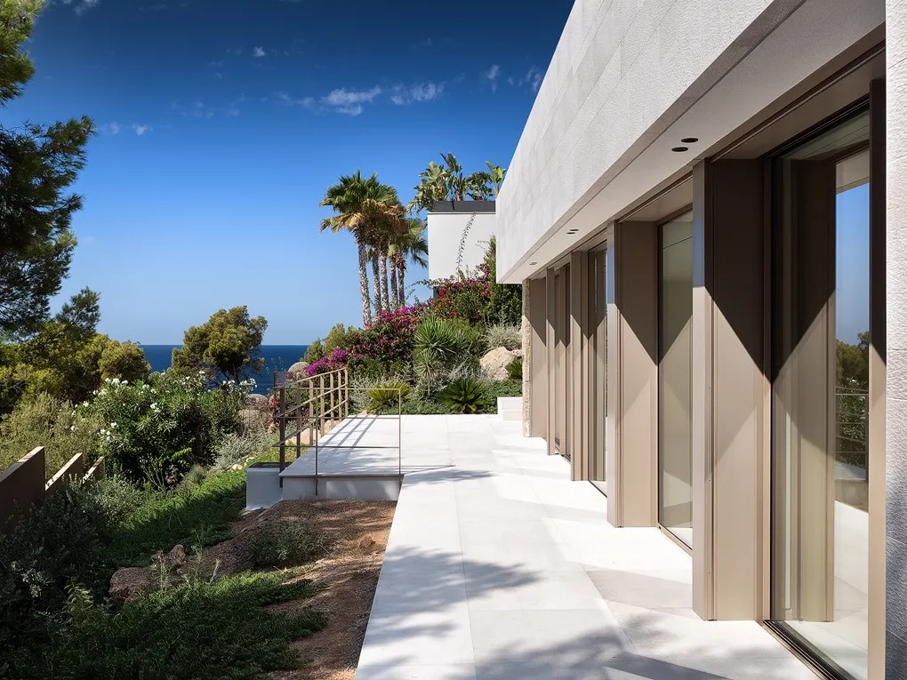 Energy-efficient new-build villa with sea views-14