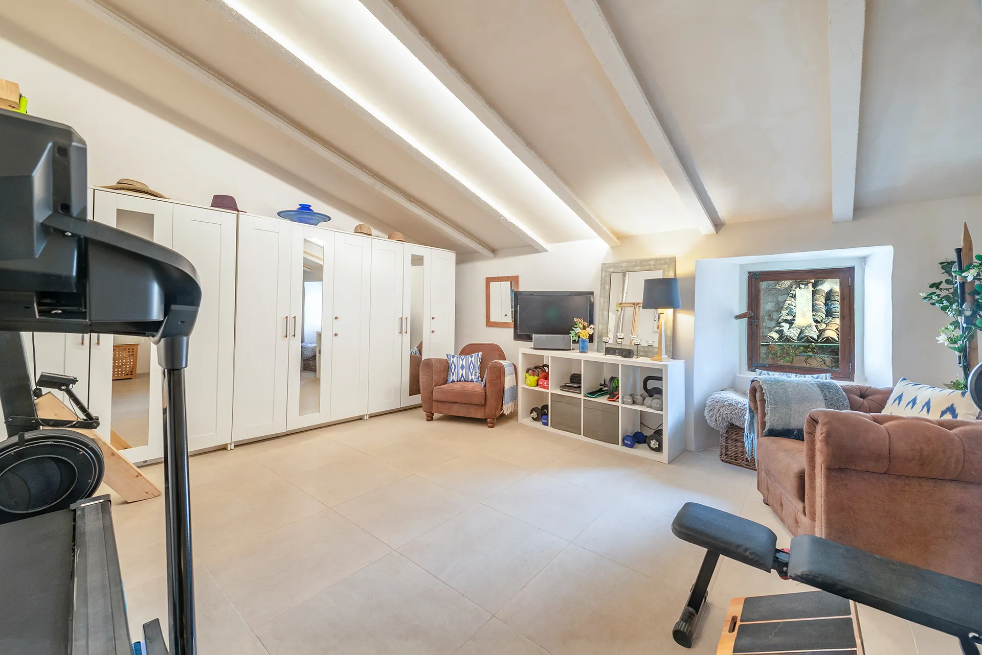 Stylish townhouse on one of the prettiest streets in Soller-15