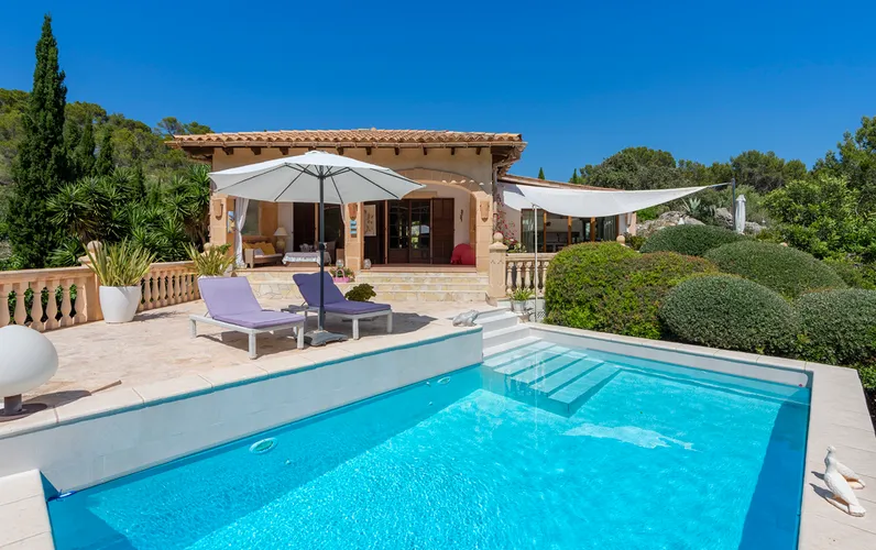 Charming Finca with swimming pool