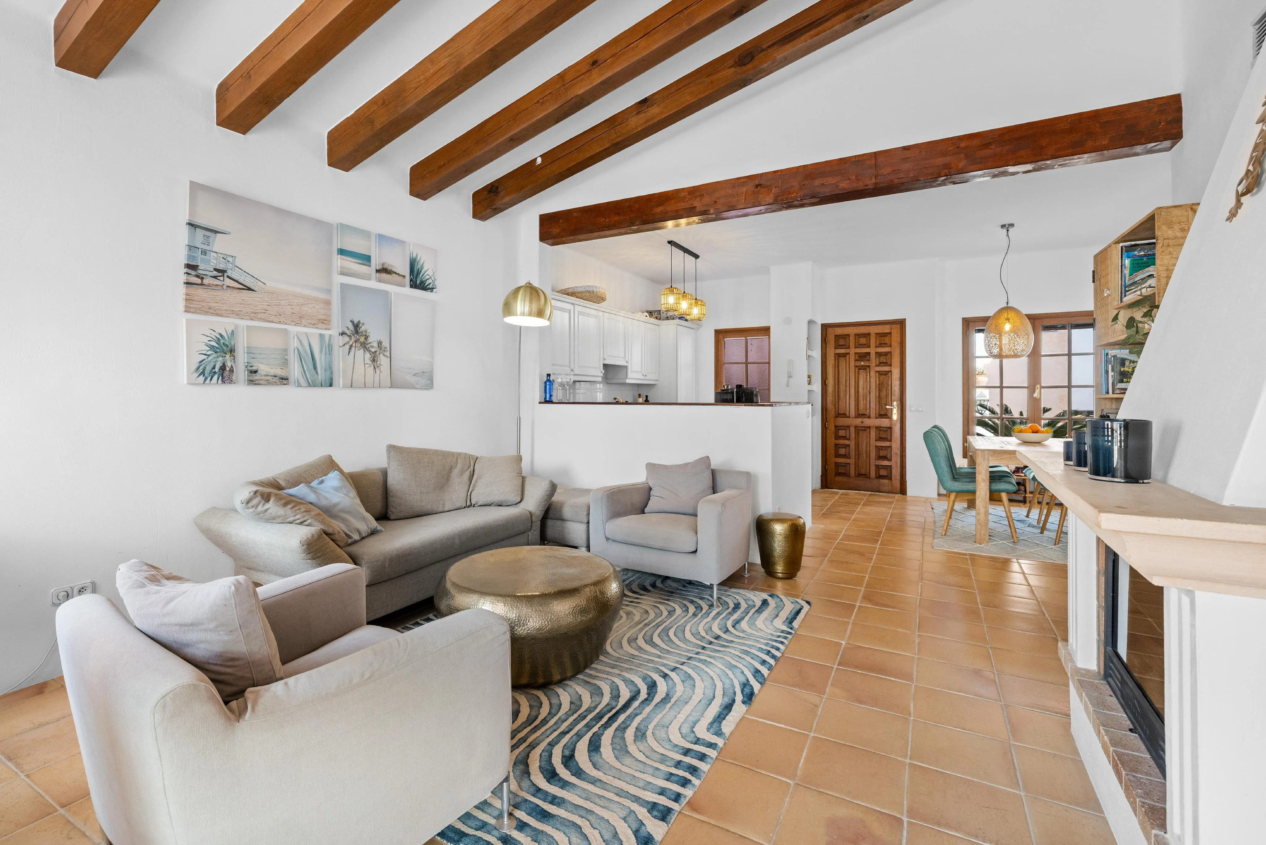 Finca in popular golf community-5