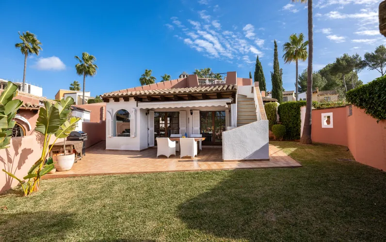 Seasonal rent - Finca in popular golf community