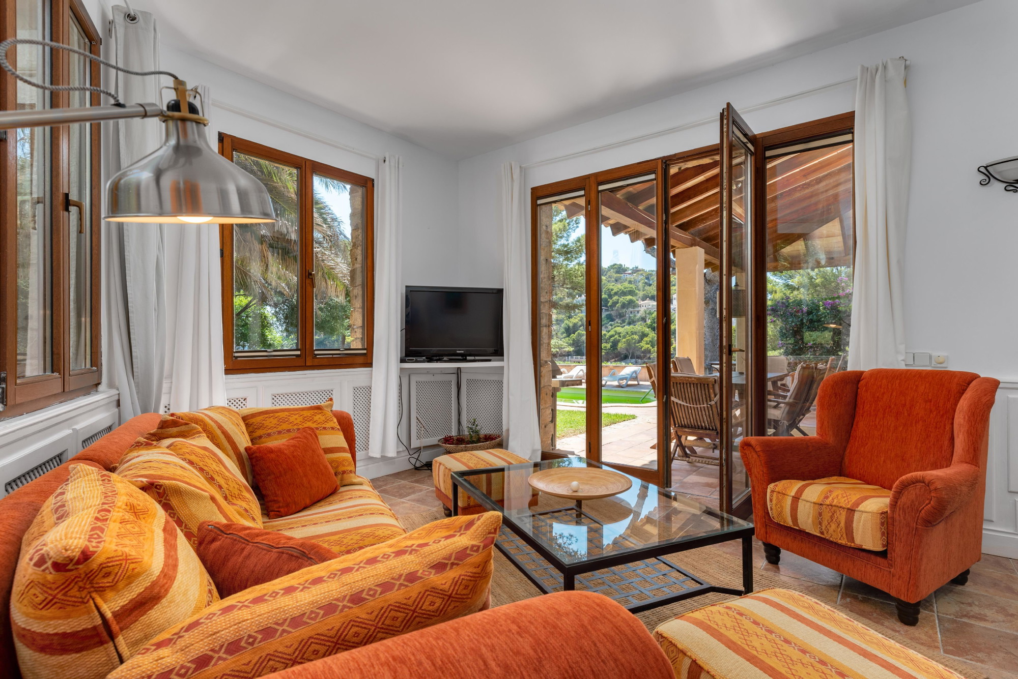 Short term rental: Charming Stone House with Pool a few steps away from the sea-7