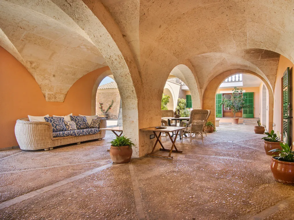 Authentiek landhuis met agrotoerisme-3