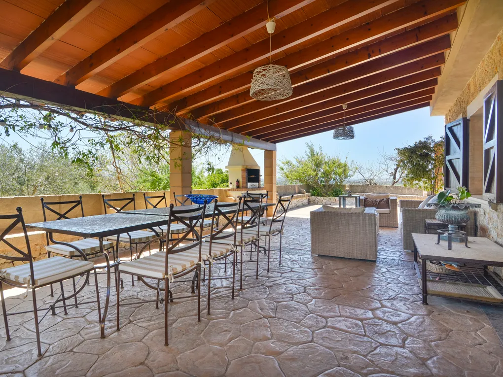 Загородный дом с лицензией на аренду для отдыха в Инке-4