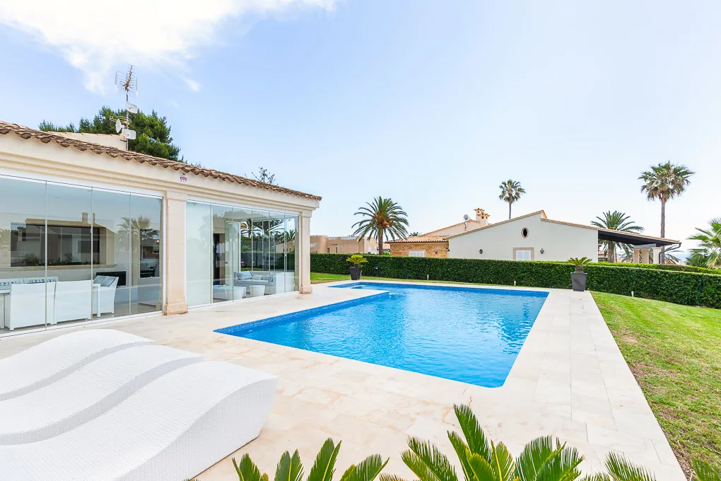 Elegante villa cerca de la playa-2