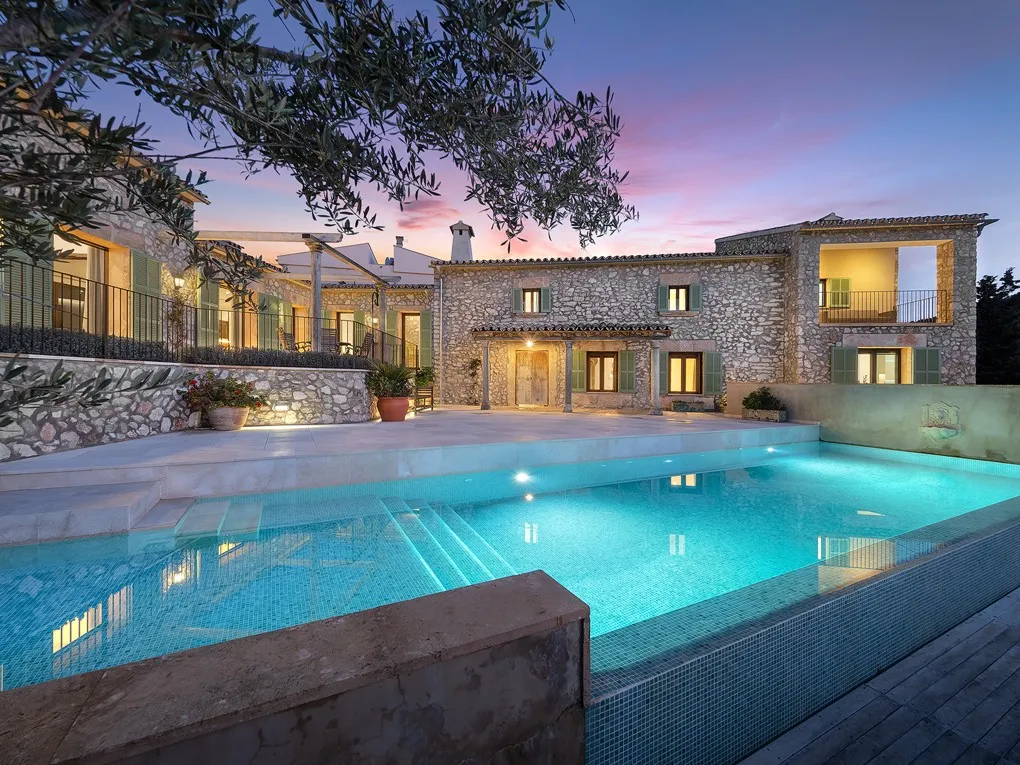 Luksusowa, nowo wybudowana wiejska finca w Es Capdella-1