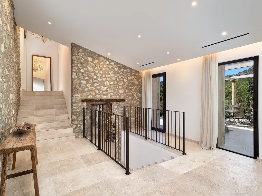 Luksusowa, nowo wybudowana wiejska finca w Es Capdella-8