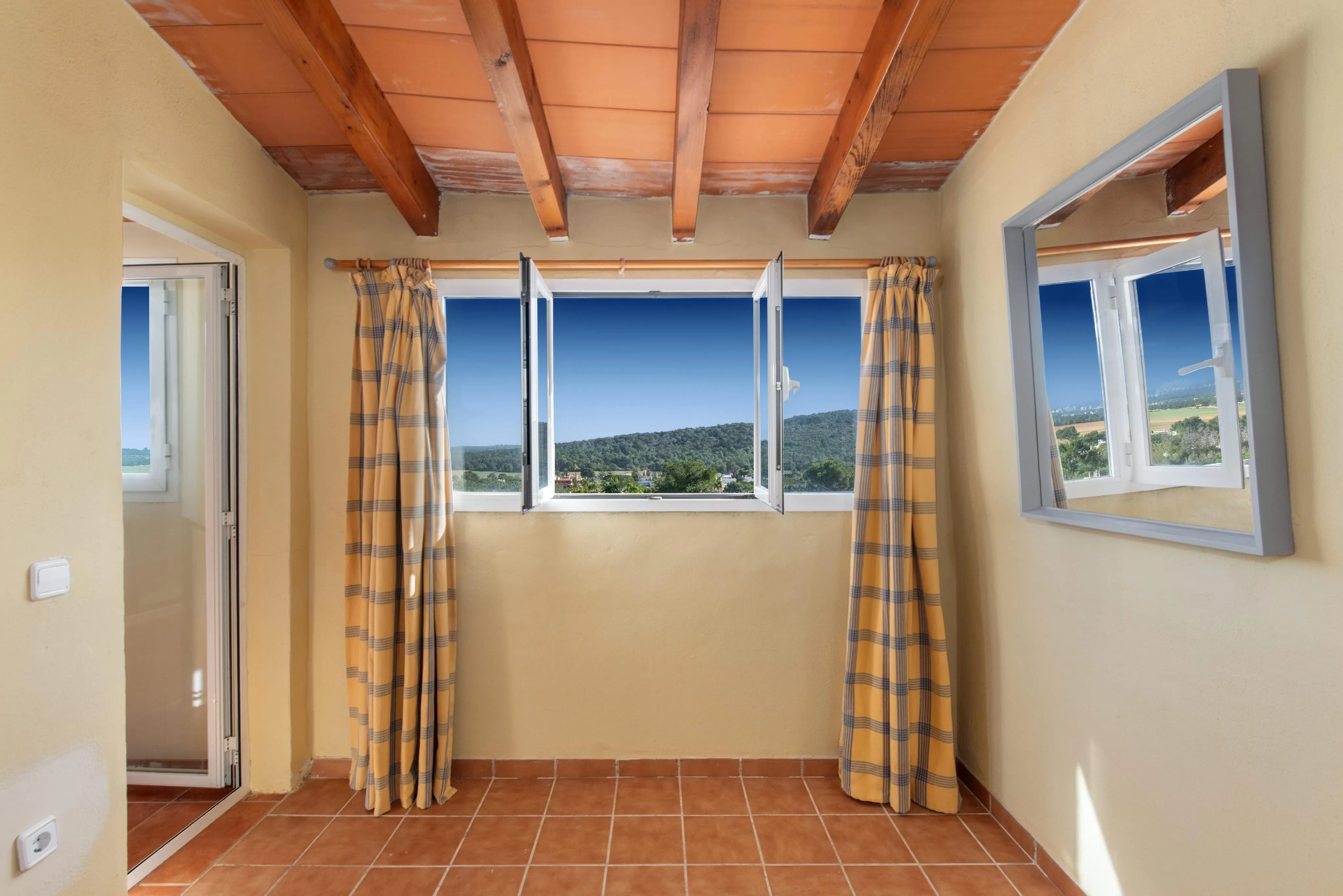 Panoramic villa with pool in a peaceful green setting-9