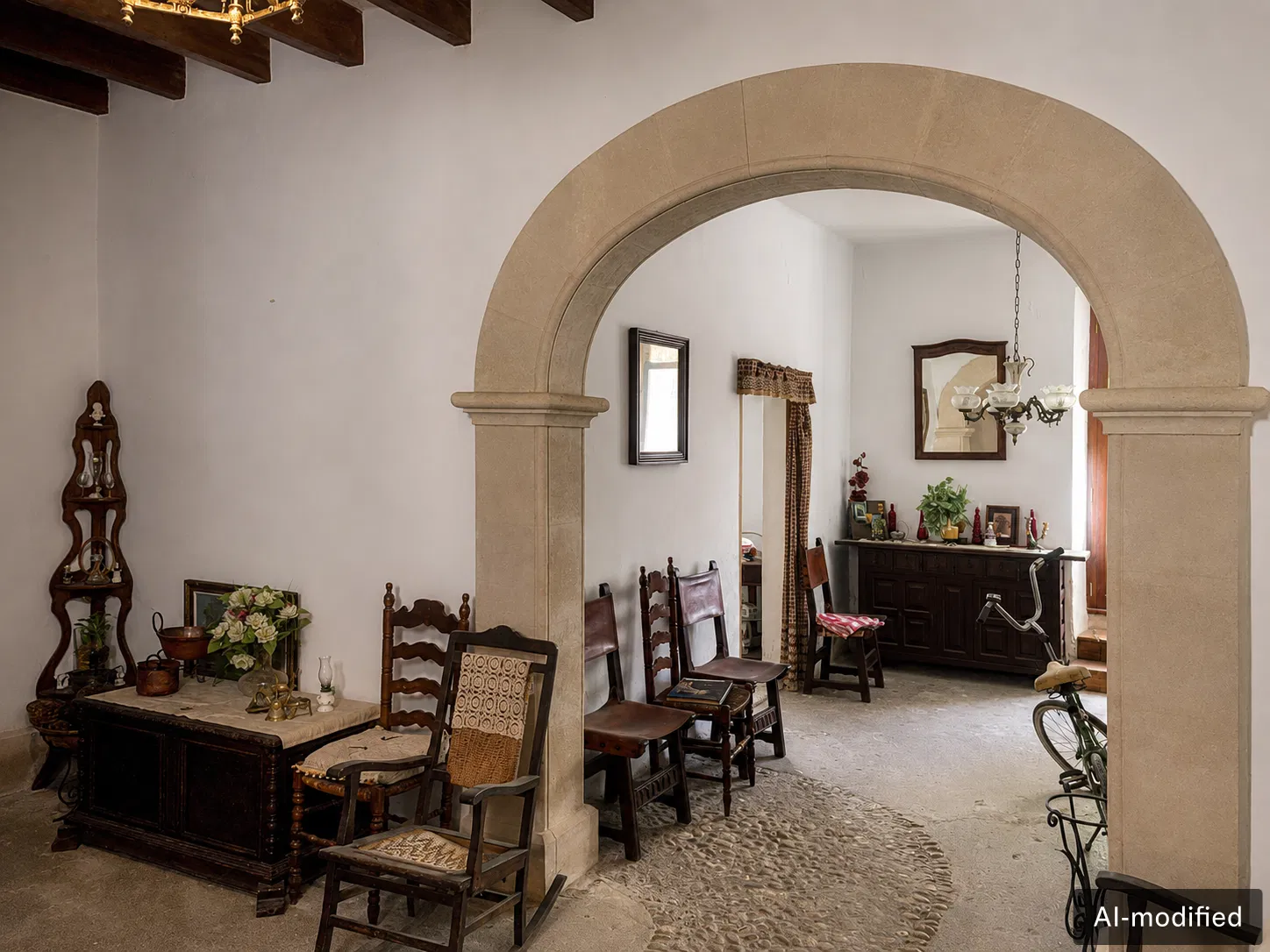 Authentic townhouse for renovation in Sineu-2