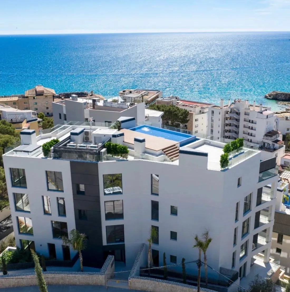 A spectacular sea-view penthouse with private rooftop oasis-15