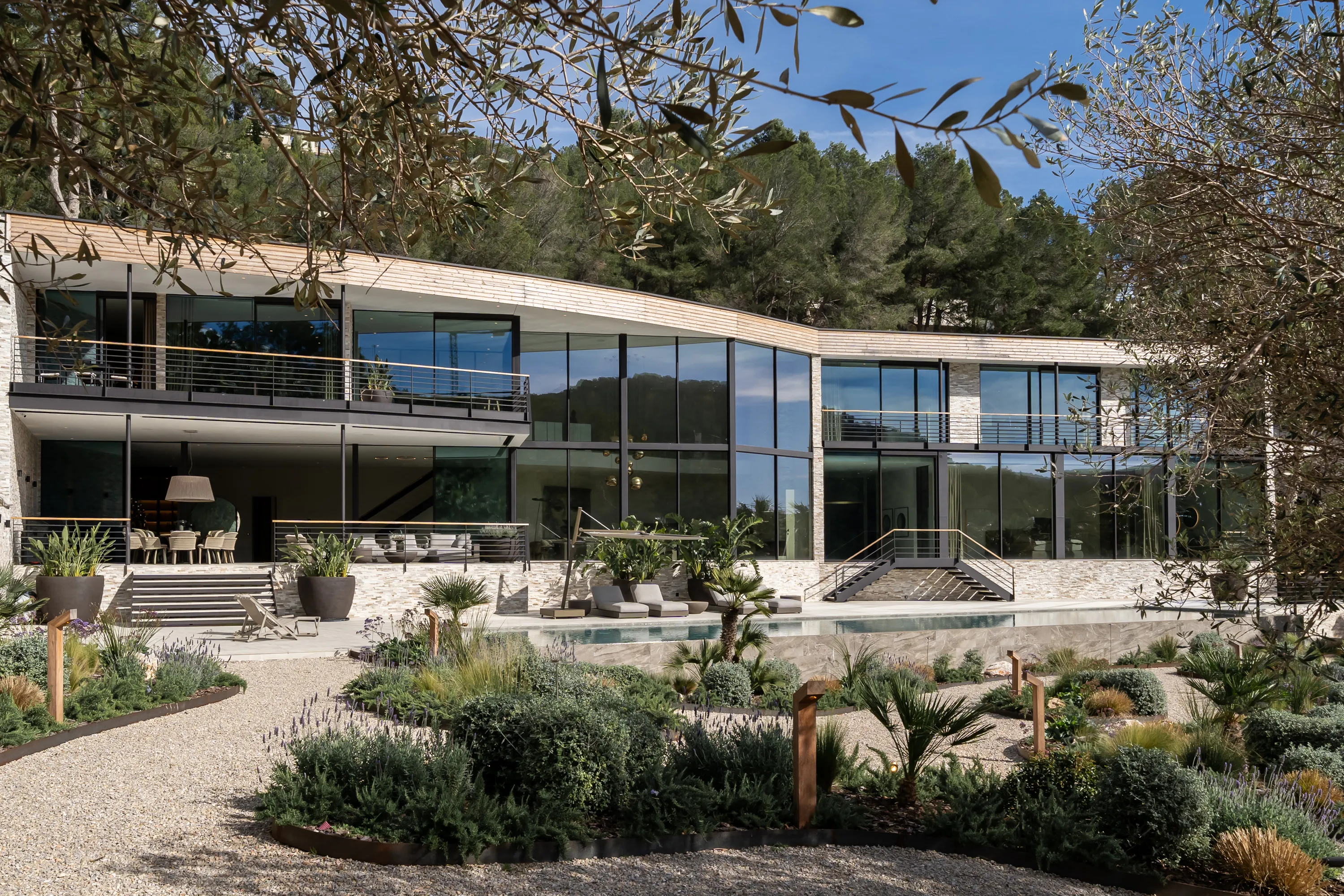 Moderne designvilla met panoramisch uitzicht in Son Vida-1