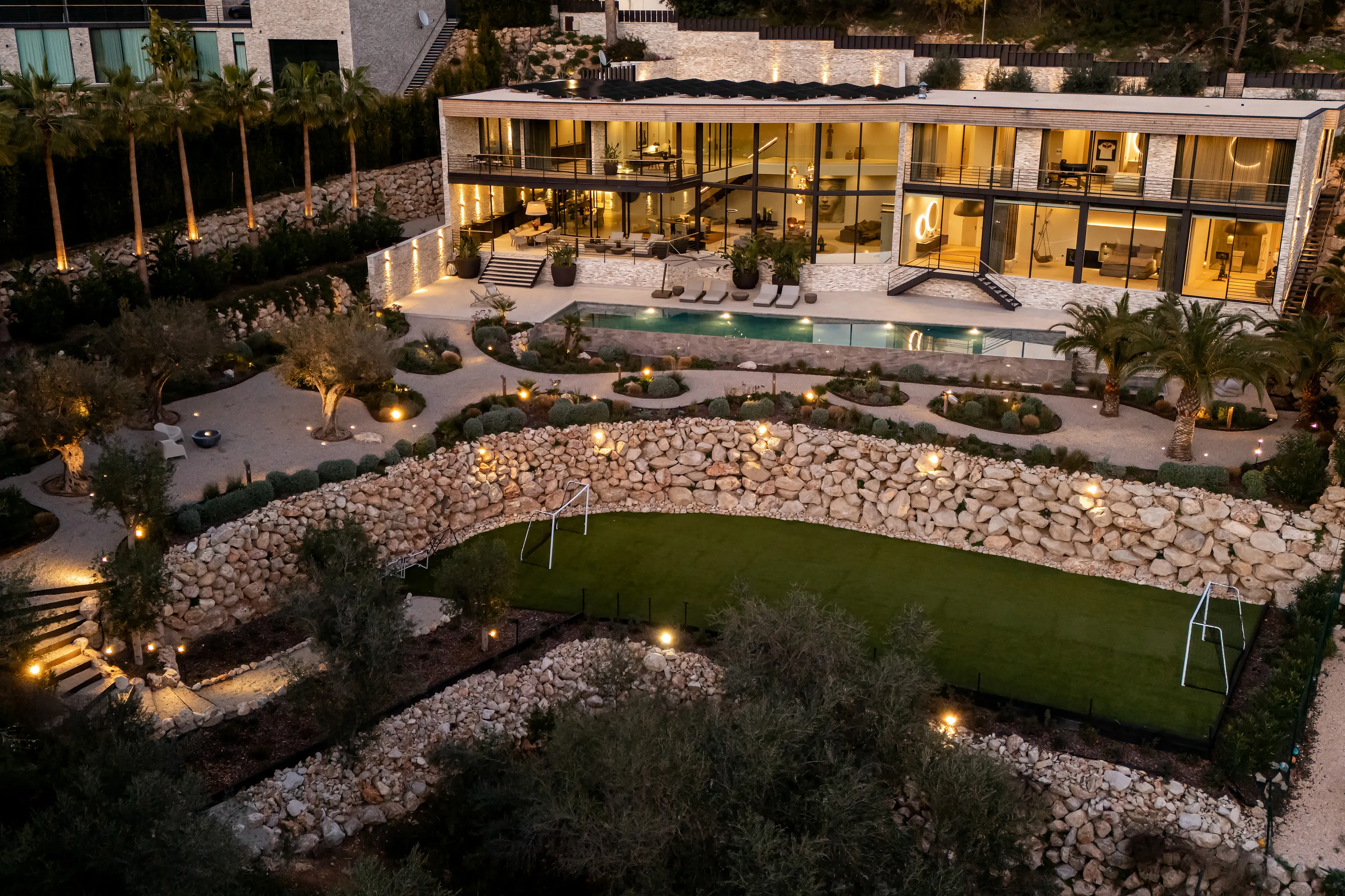 Villa moderna de diseño con vistas panorámicas en Son Vida-26