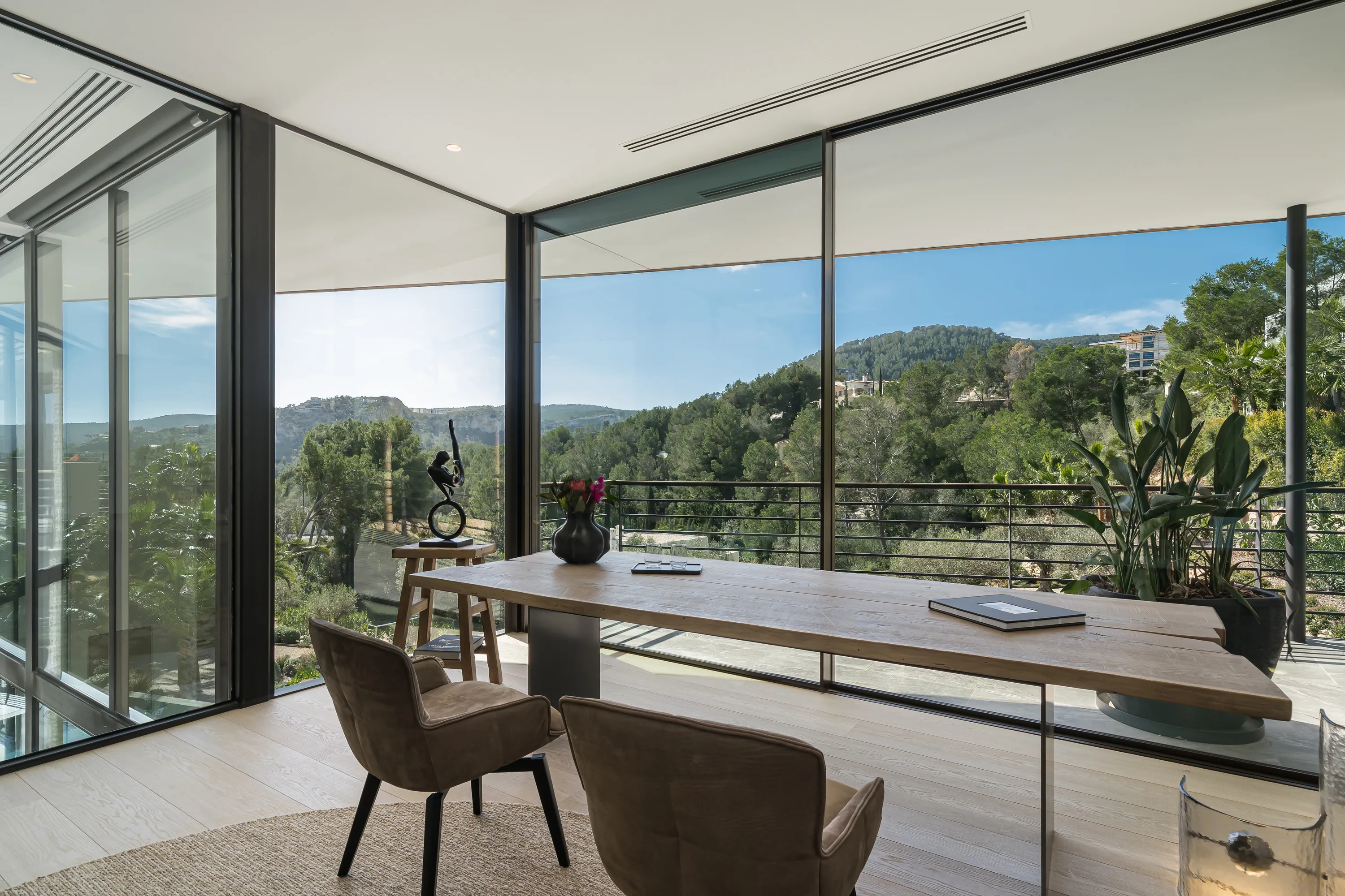 Moderne designvilla met panoramisch uitzicht in Son Vida-15