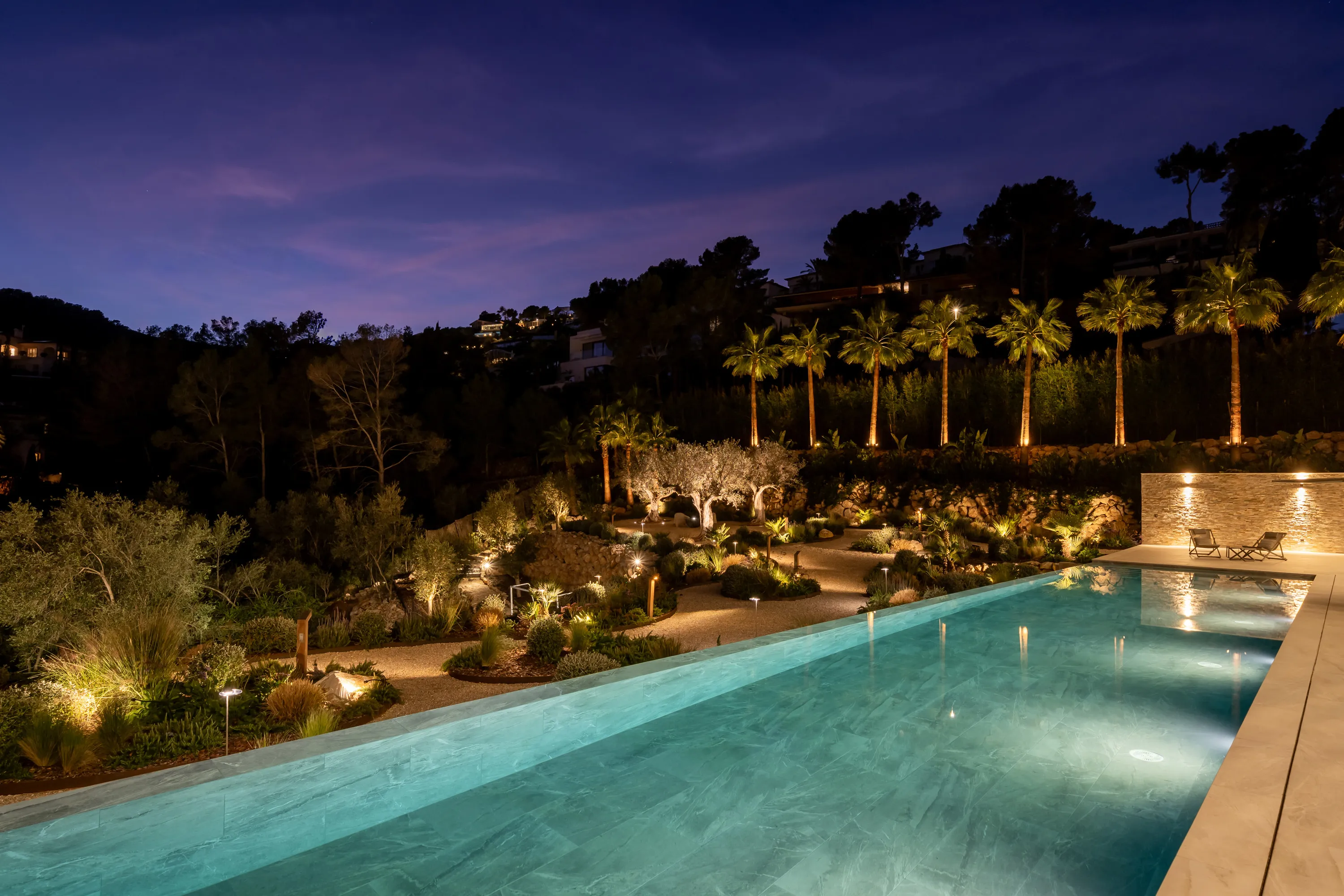 Moderne designvilla met panoramisch uitzicht in Son Vida-25