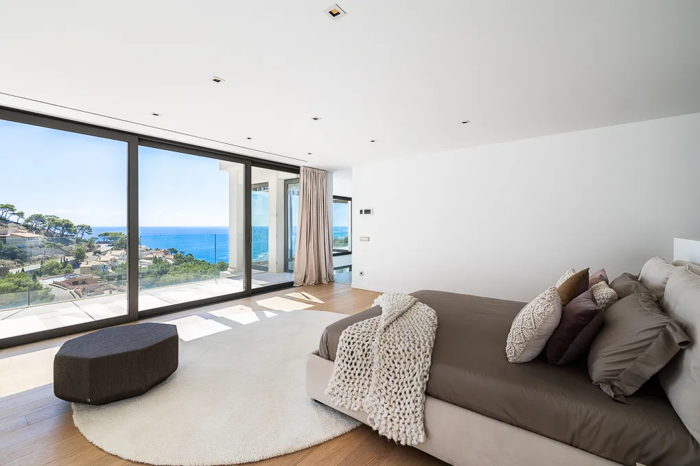 Unieke villa met prachtig uitzicht op zee in Canyamel-8