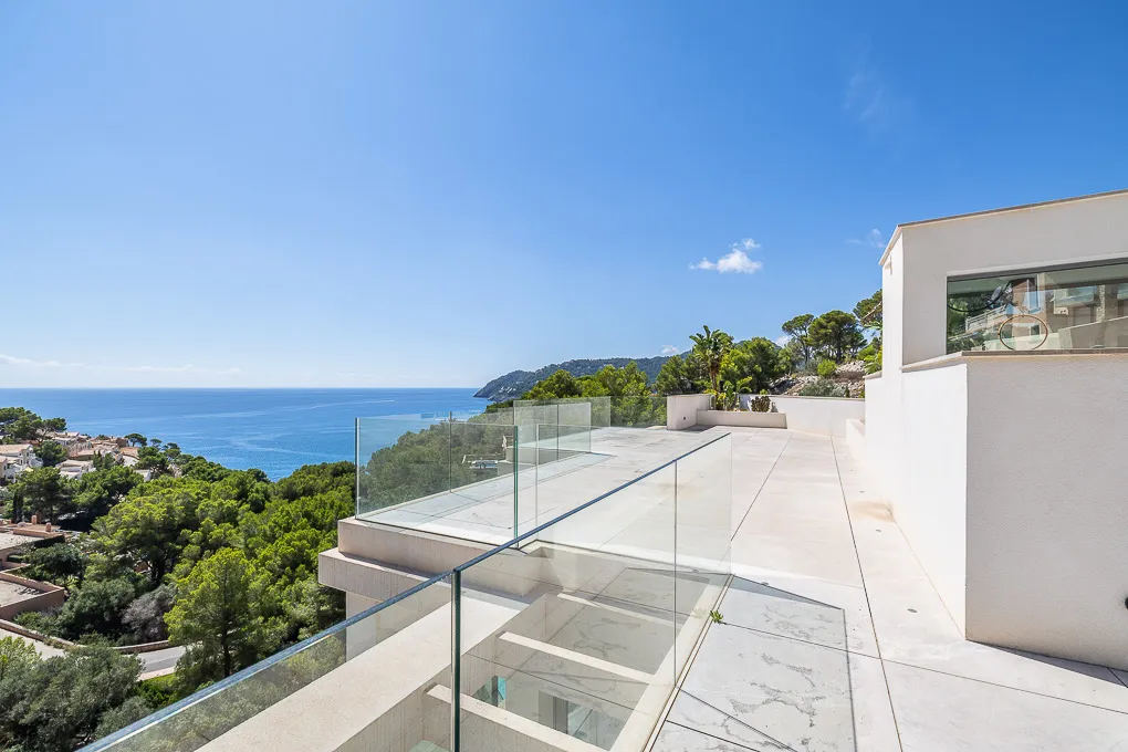 Unieke villa met prachtig uitzicht op zee in Canyamel-12