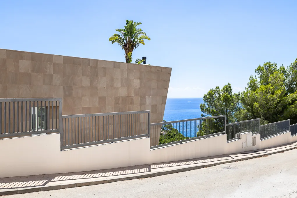 Unieke villa met prachtig uitzicht op zee in Canyamel-13