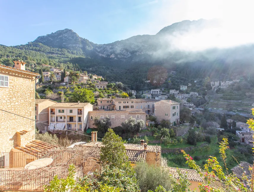 Charming Village Townhouse - Holiday rental-18